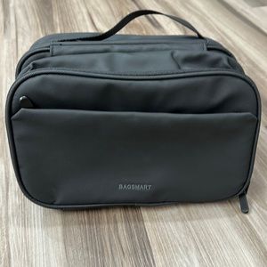 BAGSMART Toiletry Bag